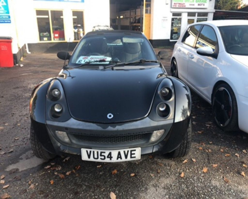 Illustration for article titled This Safari Smart Roadster Is a Rally Fighter on a Budget